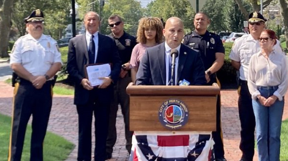 Caba's Crime ConArtistry